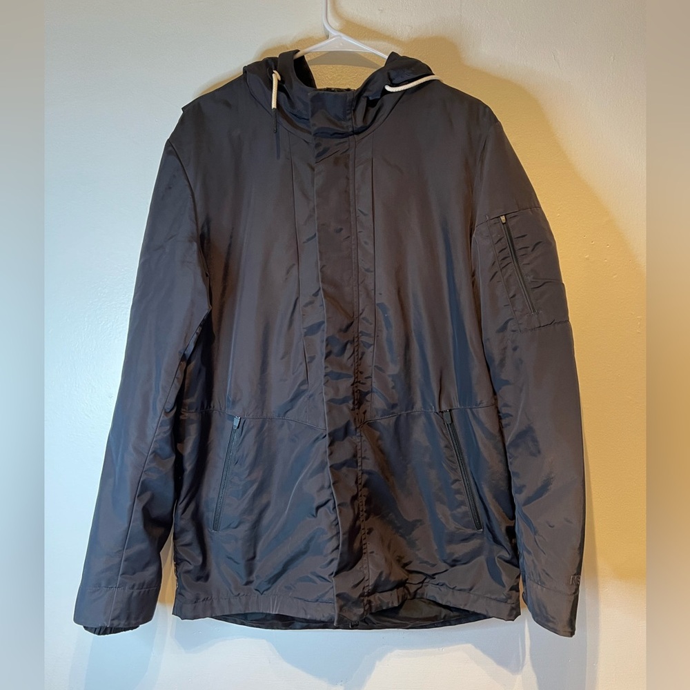 Nike NSW Translucent Hooded Jacket Windbreaker Sz Medium MSRP Made In Italy